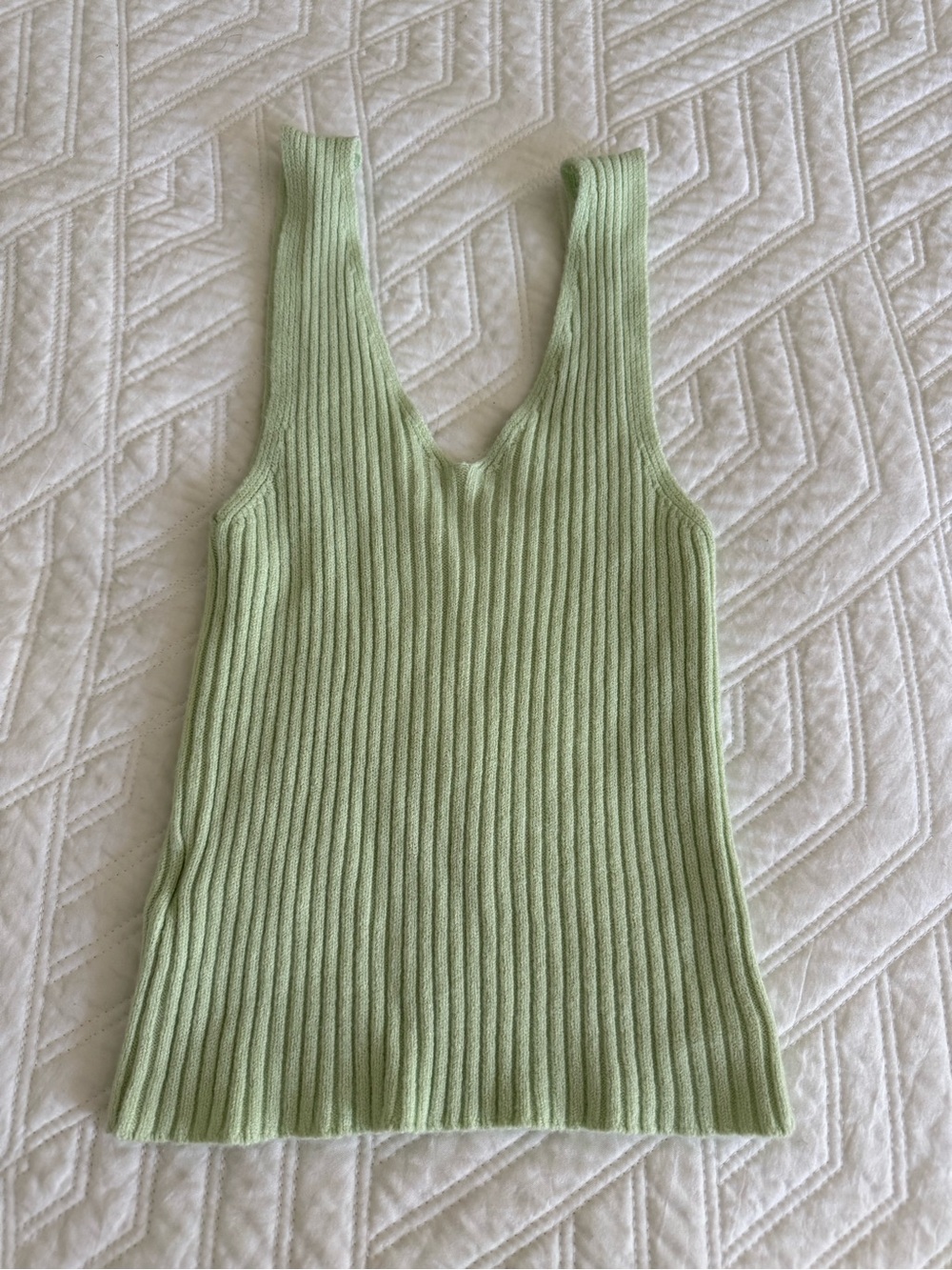 Ribbed V-Neck Tank Top in Light Green